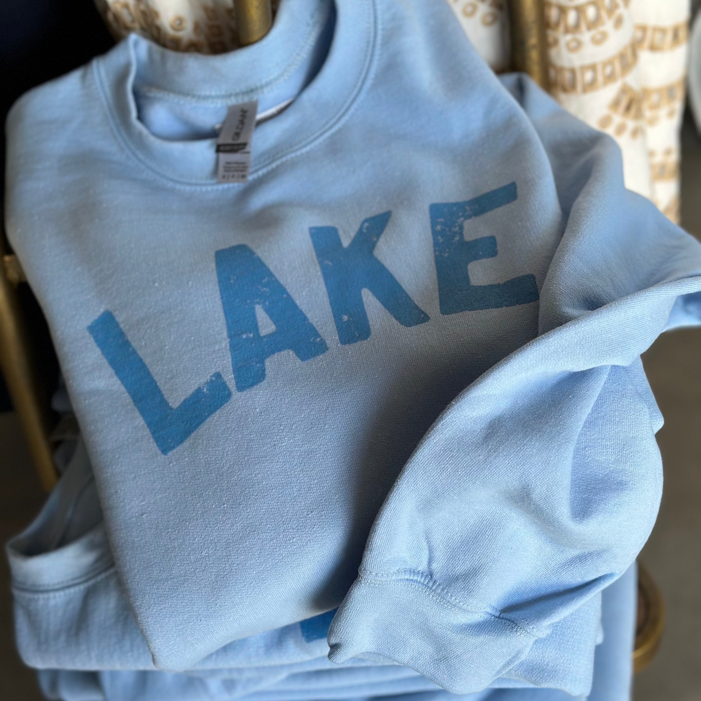 Lake Sweatshirt Mugsby