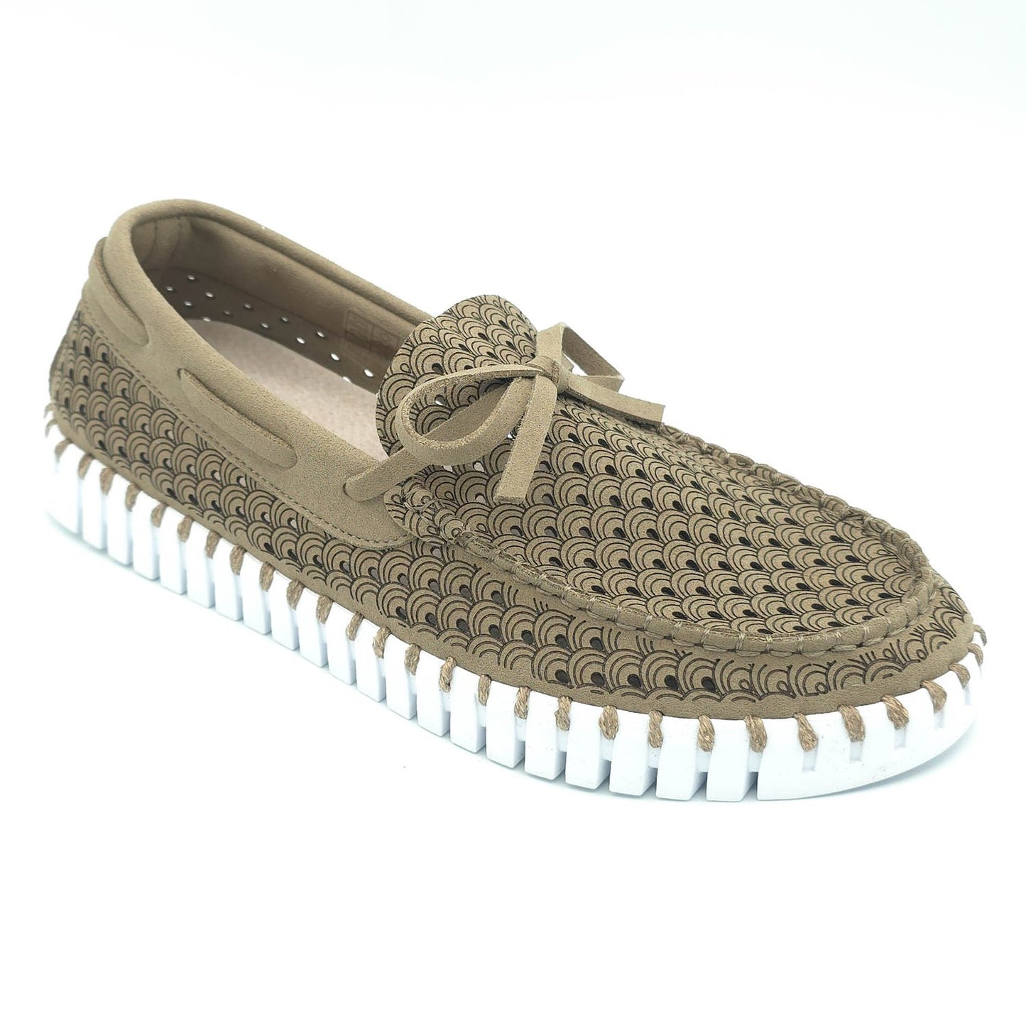 Ilse Jacobsen - tulip w/laces Falcon