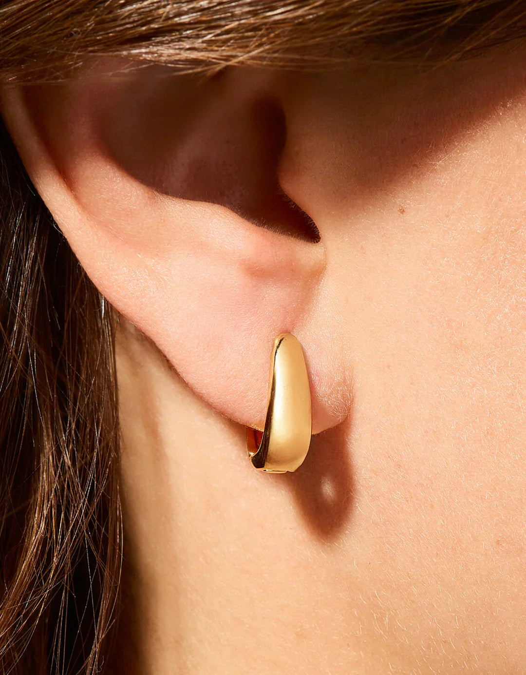 Chatham Hoop Earrings 18mm