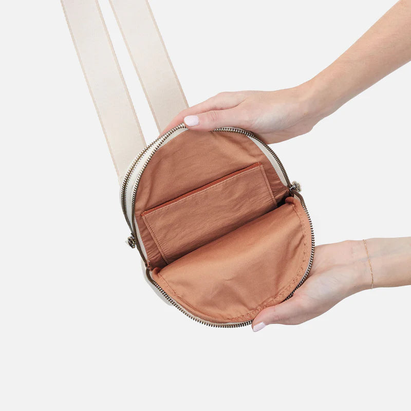 Cass Sling Pebbled Leather | Cream