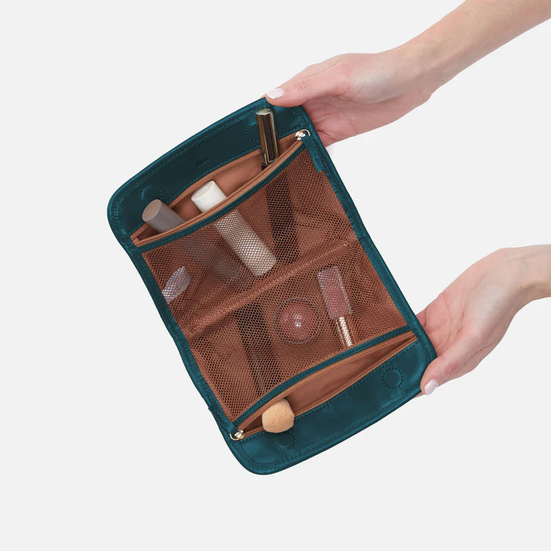 Beauty Cosmetic Pouch Wild Bluegrass