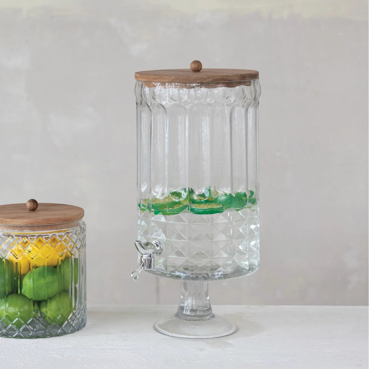 8 Quart Glass Footed Beverage Dispenser with Spout & Lid