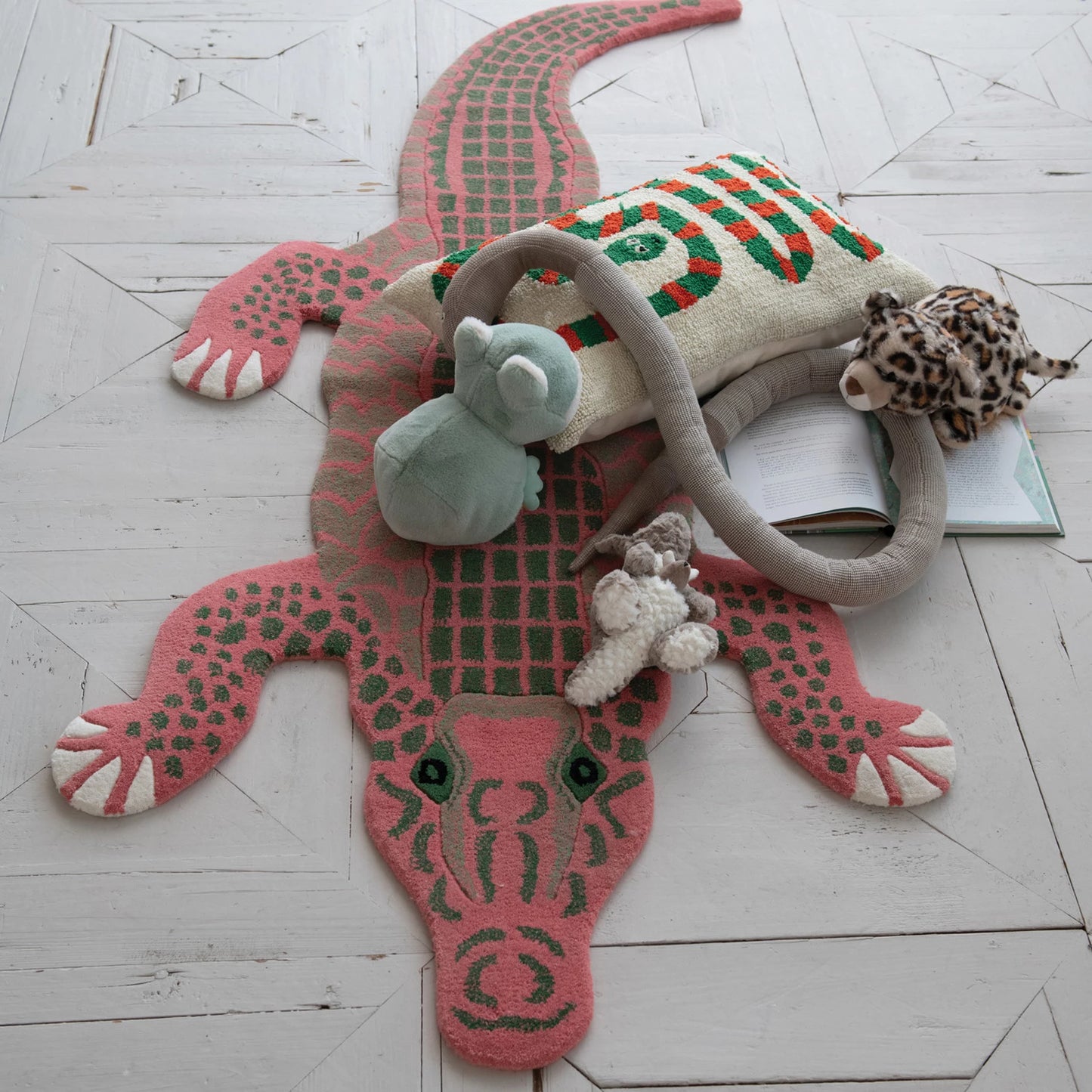 Wool Tufted Crocodile Shaped Rug