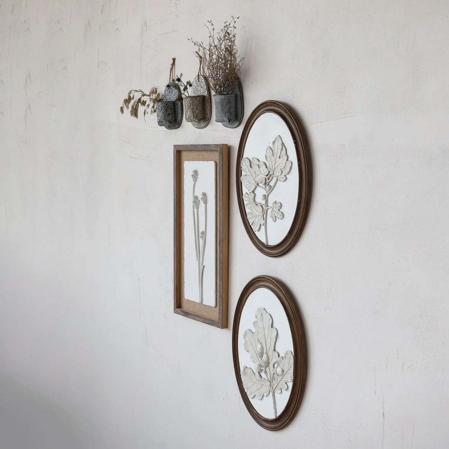Oval Wood Framed Wall Decor with Plaster Cast Leaves & Acorns, White & Brown, 2 Styles