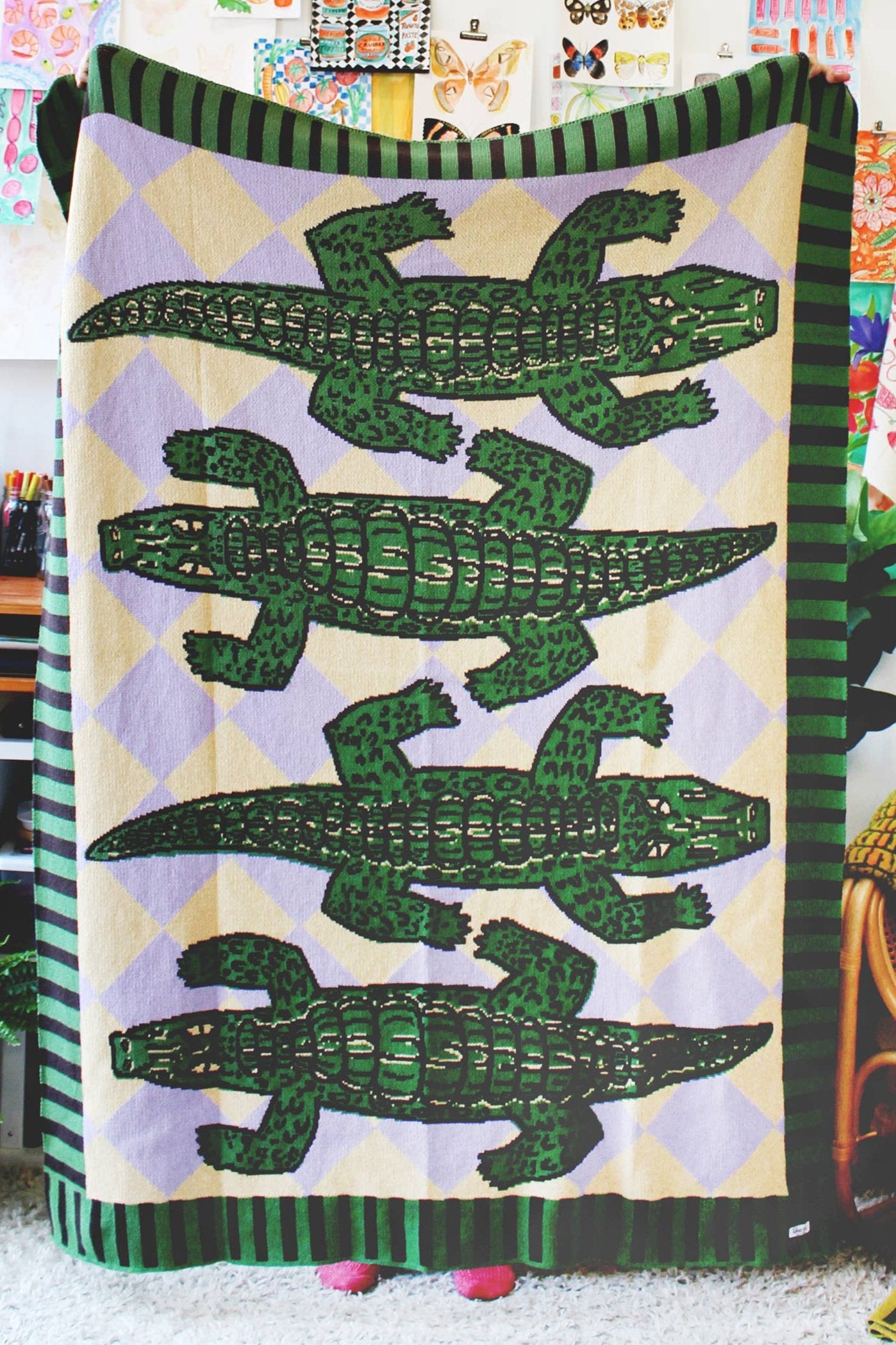 Alligator Patio Knit Throw Blanket - Green, Lilac, & Pale Yellow