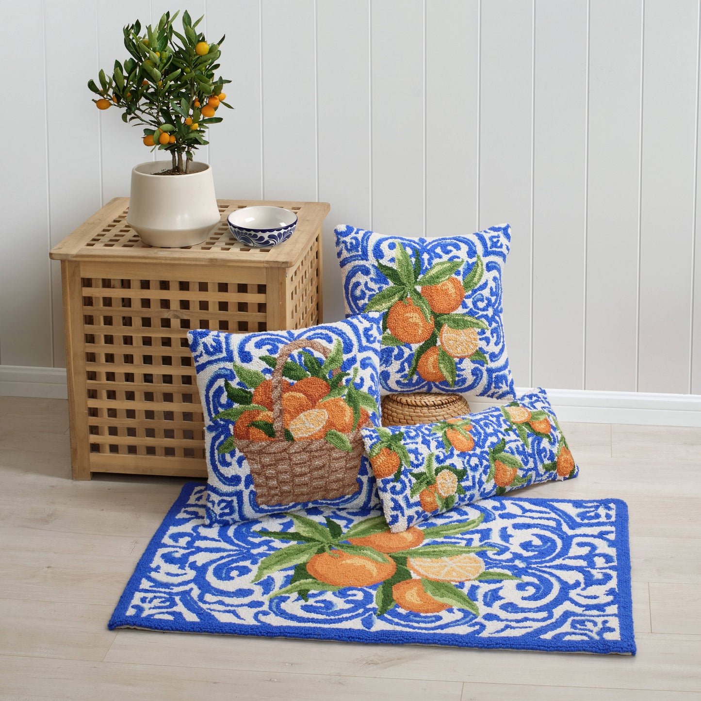Mediterranean Oranges Hook Rug