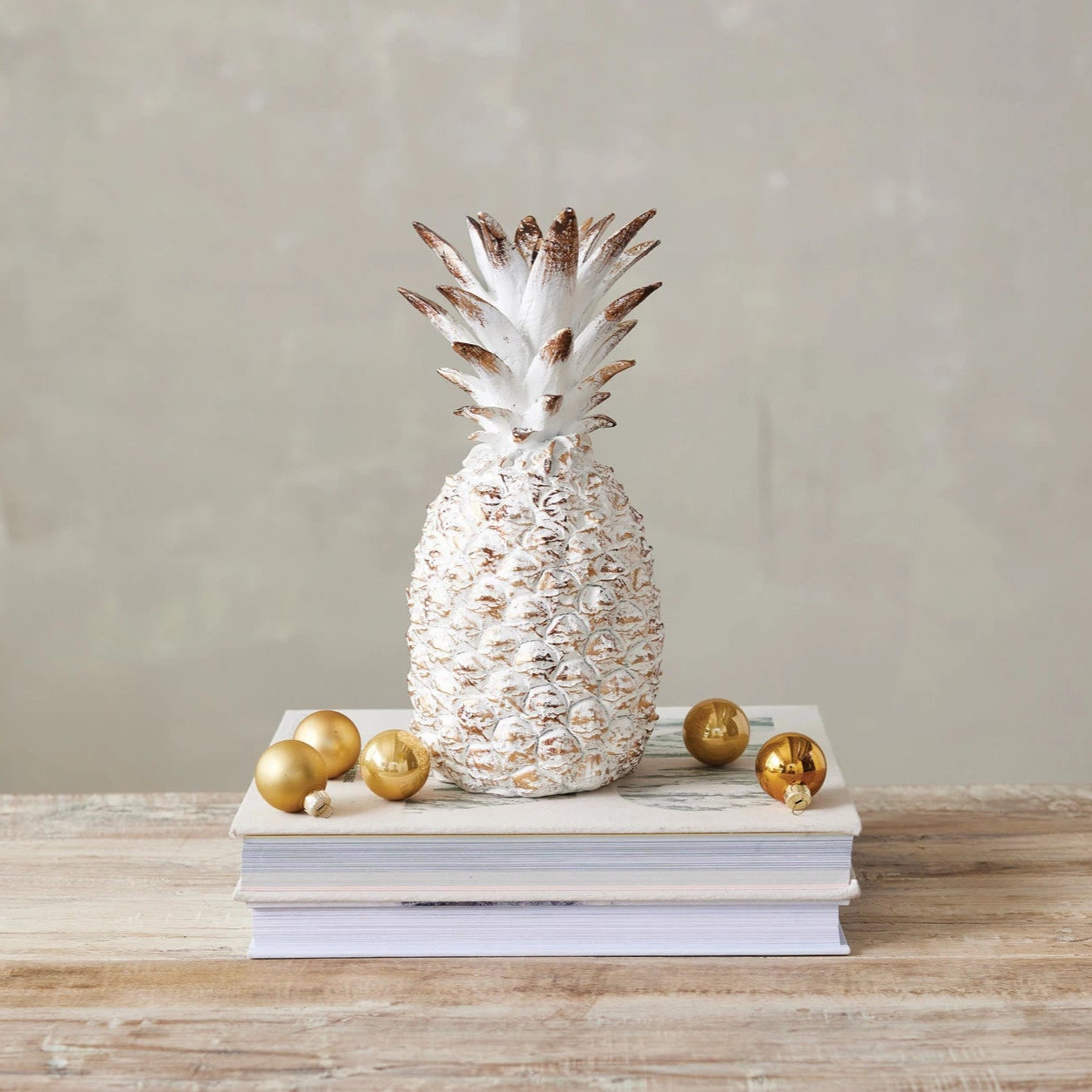 Resin Pineapple, Cream Color