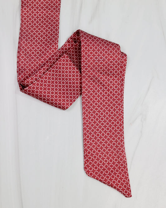 Serafina Scarf Burgundy: Default