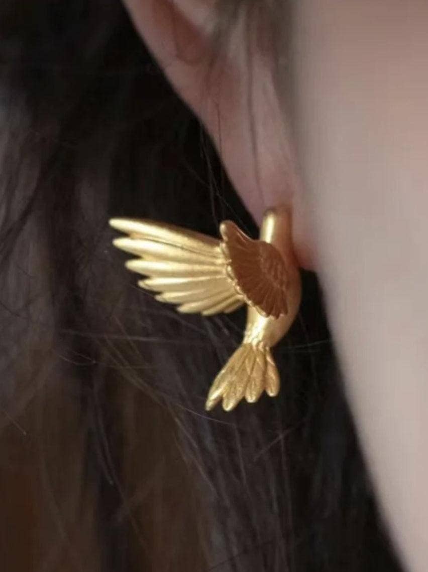 Ladies Vintage Golden Garcinia Japonica Earring Studs