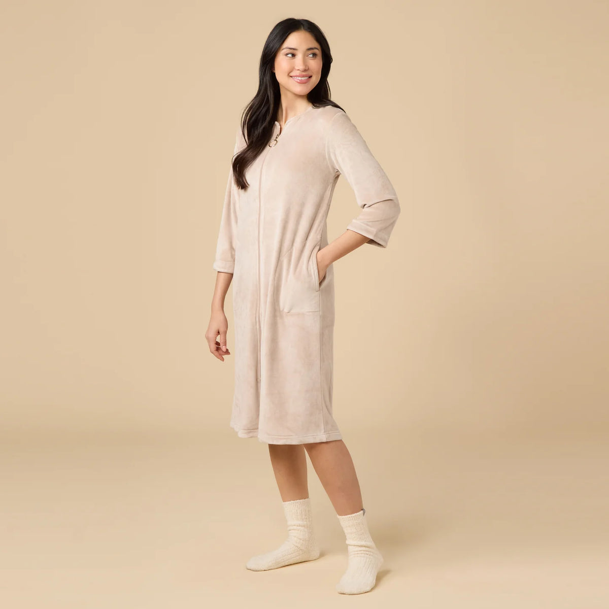 Serenity 42" 3/4 Sleeve Zip Robe Coco