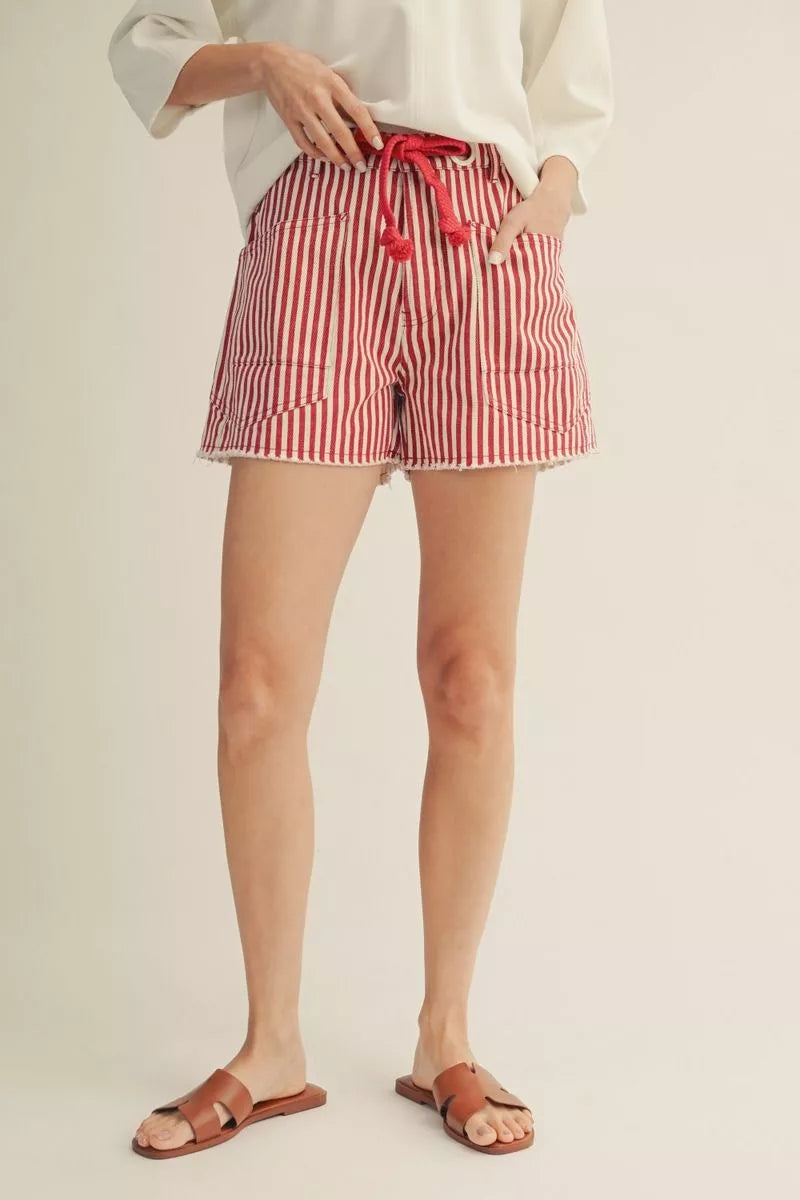 Drawstring waist stripe shorts, braided belt