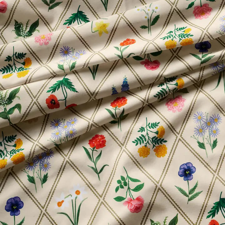 Garden Study Tablecloth - 70 x 108