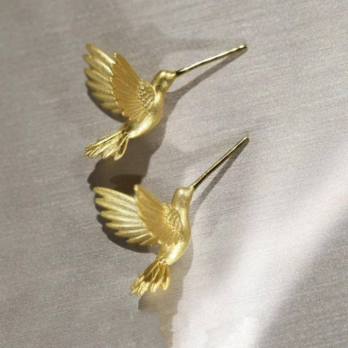 Ladies Vintage Golden Garcinia Japonica Earring Studs