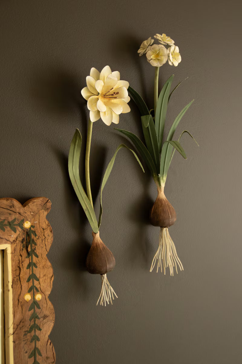 Painted Metal Flower Wall Sconce