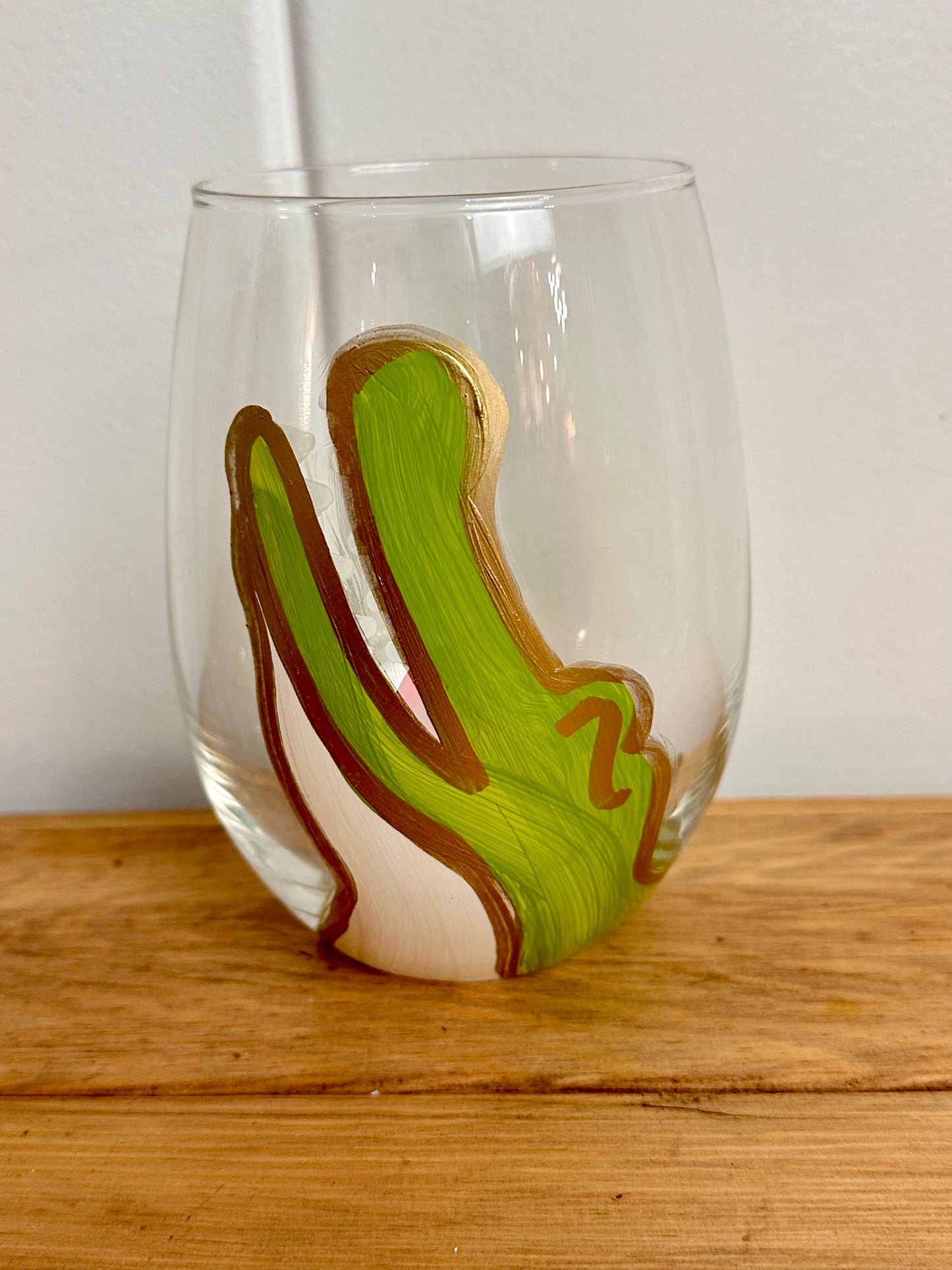 Gator Hand Painted Wine Glass