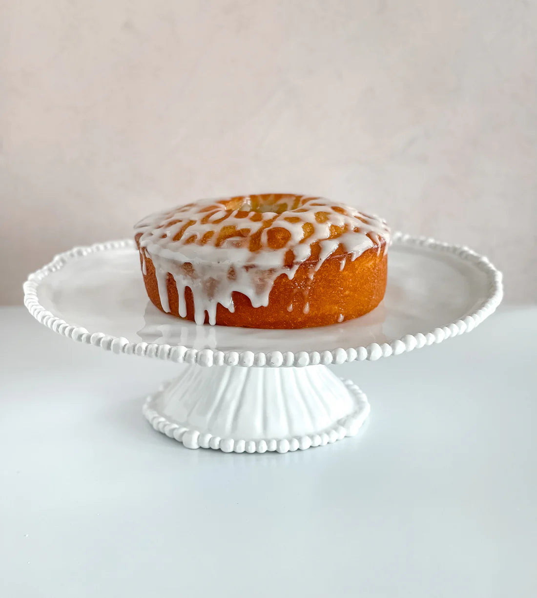 VIDA Alegria Pedestal Cake Plate White
