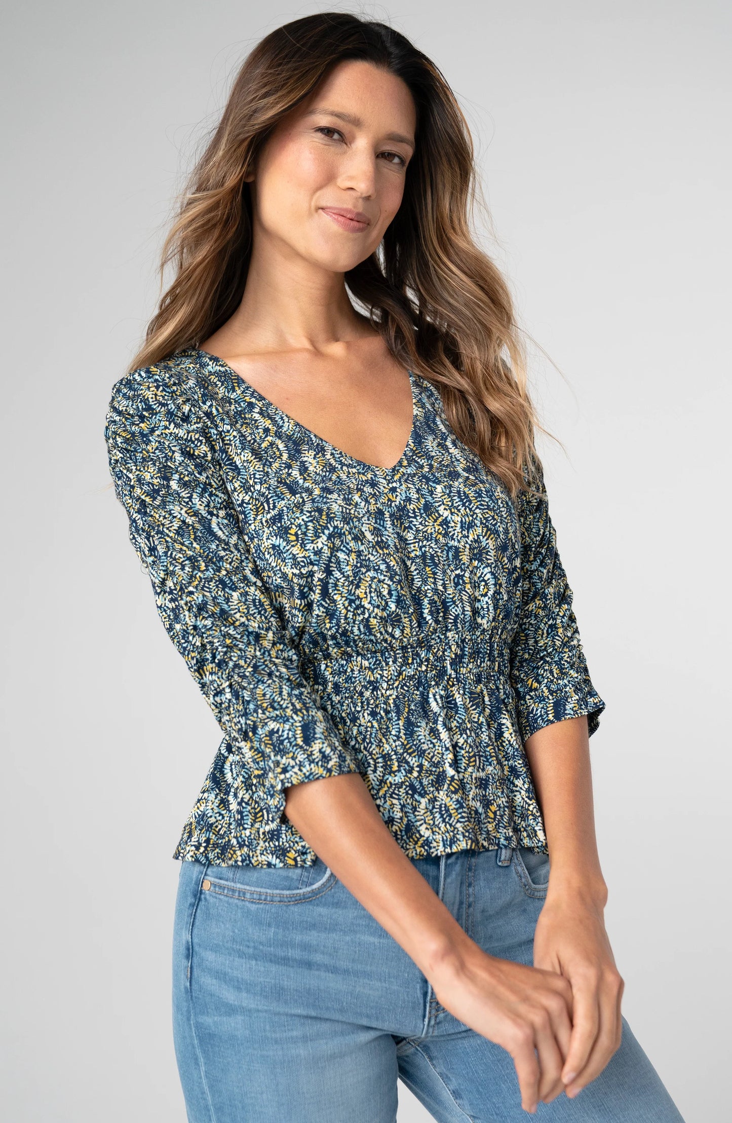 3/4 Ruched Sleeve V-neck Knit Top
