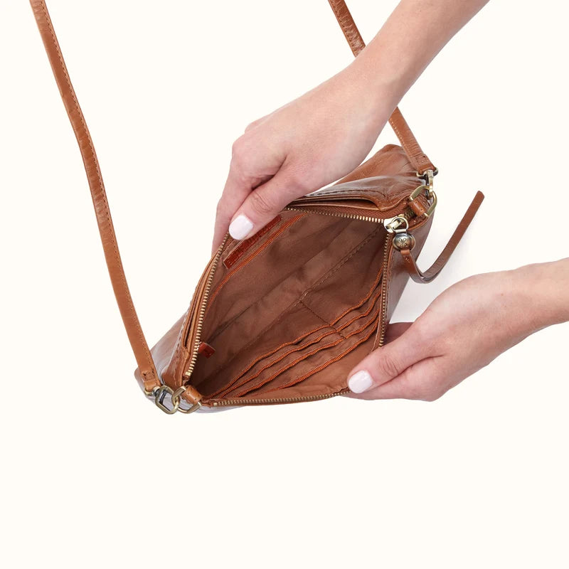 Darcy Crossbody - Truffle