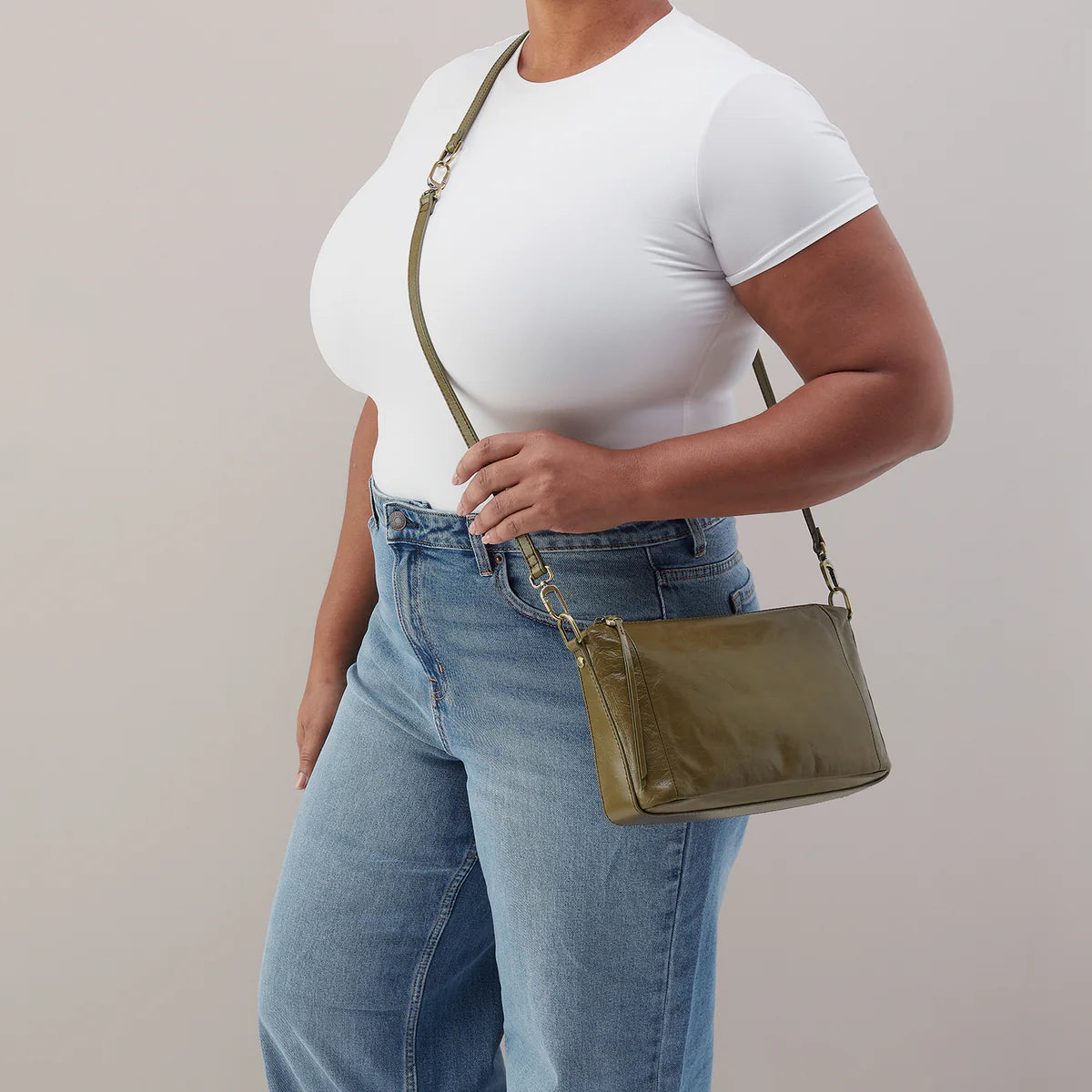 Darcy Carry All Crossbody Olive Veil