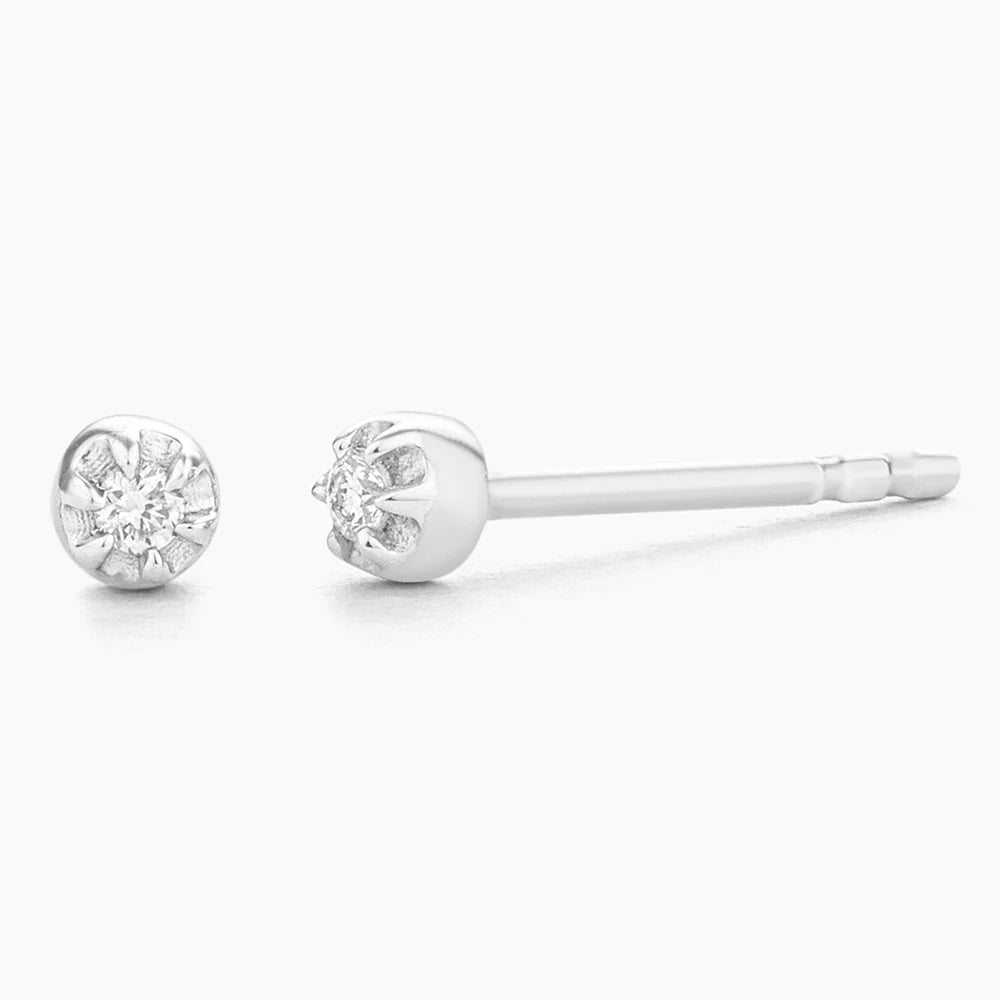 Waterproof Ala Stud Earrings Silver