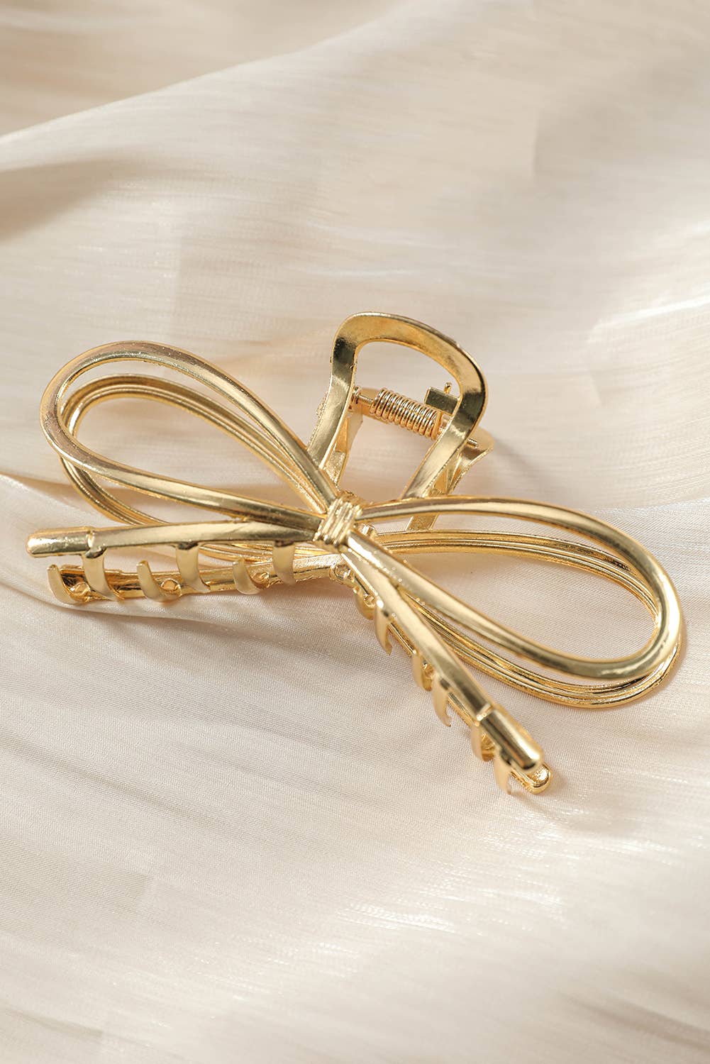 LDC Bowknot Shape Claw Clip: Gold