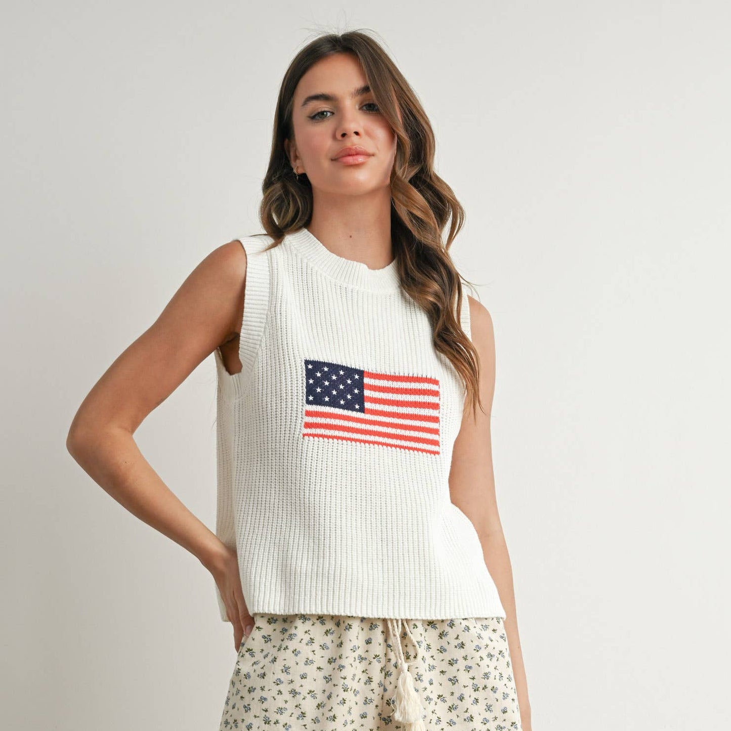 Flag Print Knitted Sleeveless Sweater - Ivory