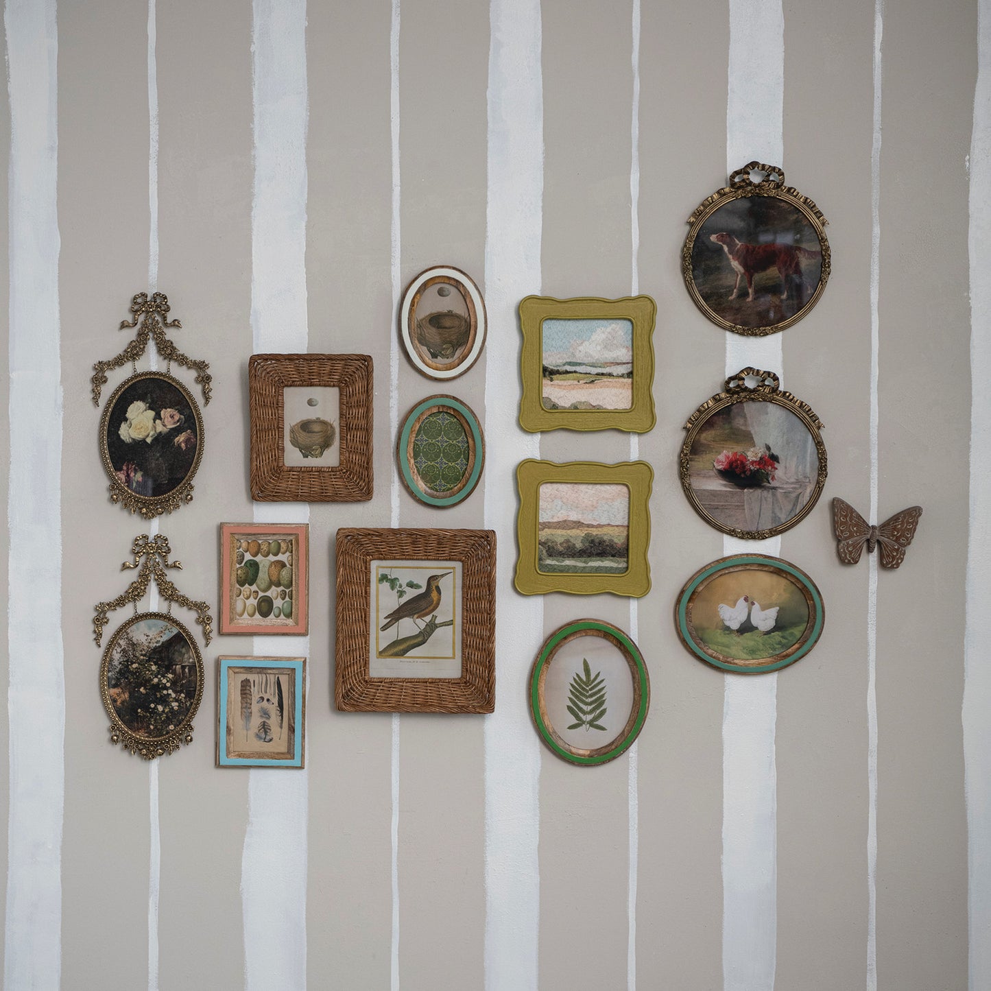 Photo Frame (Holds 5" x 7" Photo)