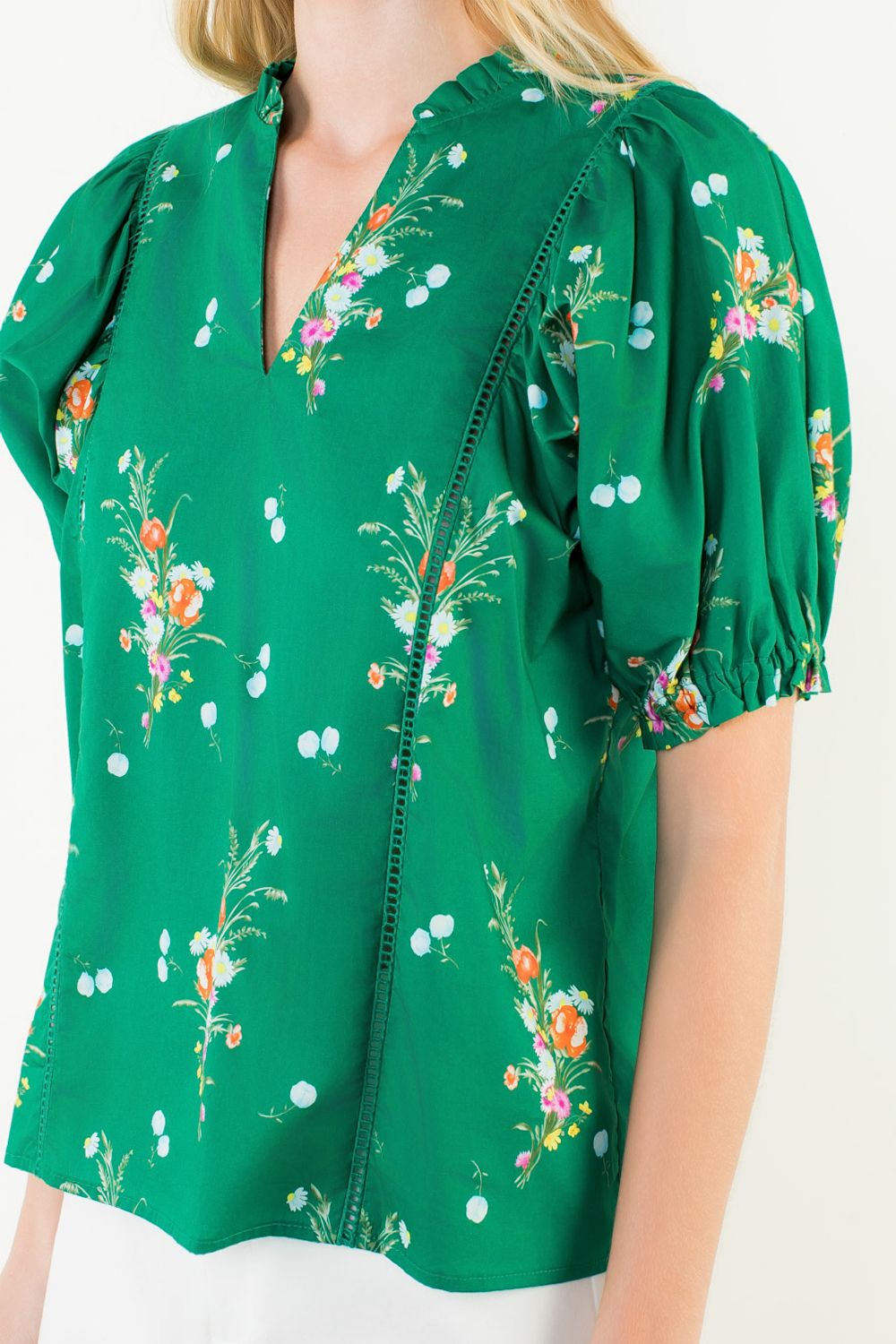 Floral Print Puff Sleeve V-Neck Top