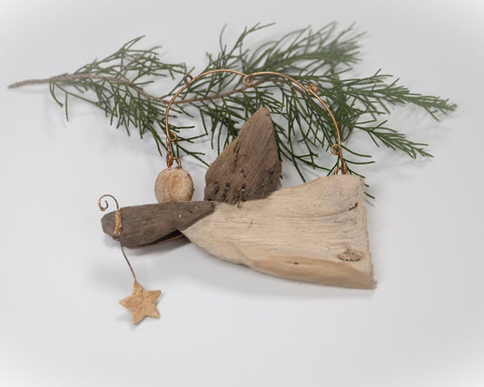 Driftwood Angel w Star Ornament